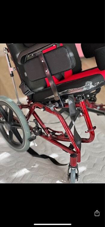  Beden Renk Tekerlekli sandalye