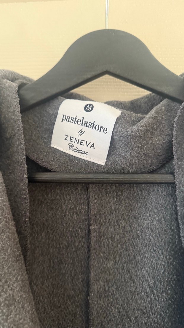 Gri Uzun Kadın Kaban - Görsel 4