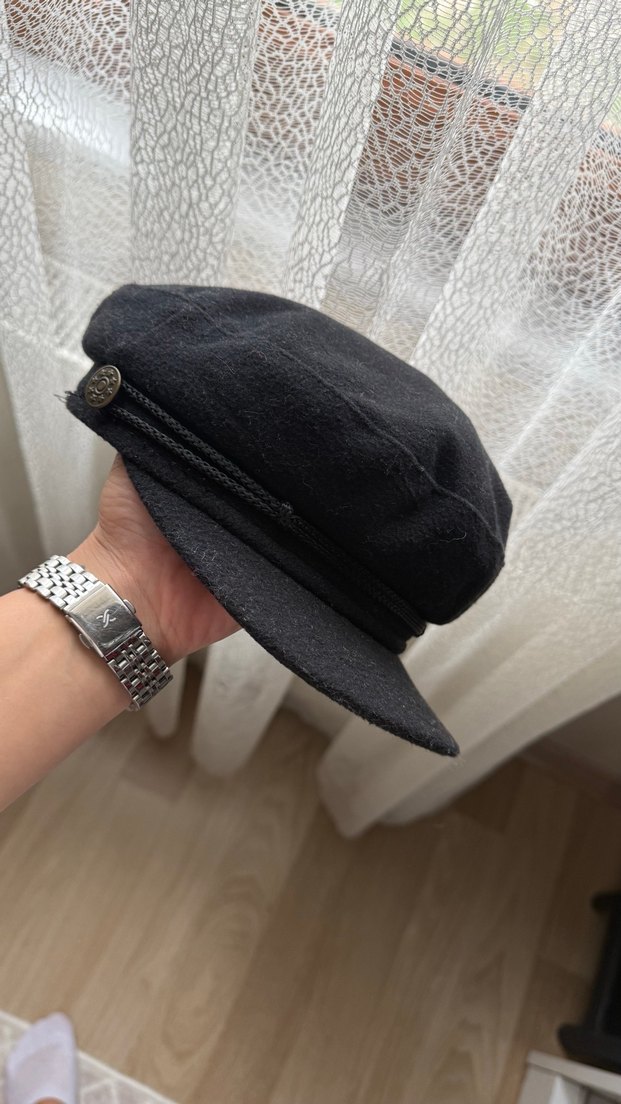 Düğmeli Kahverengi Süet Kadın Şapka - Görsel 3