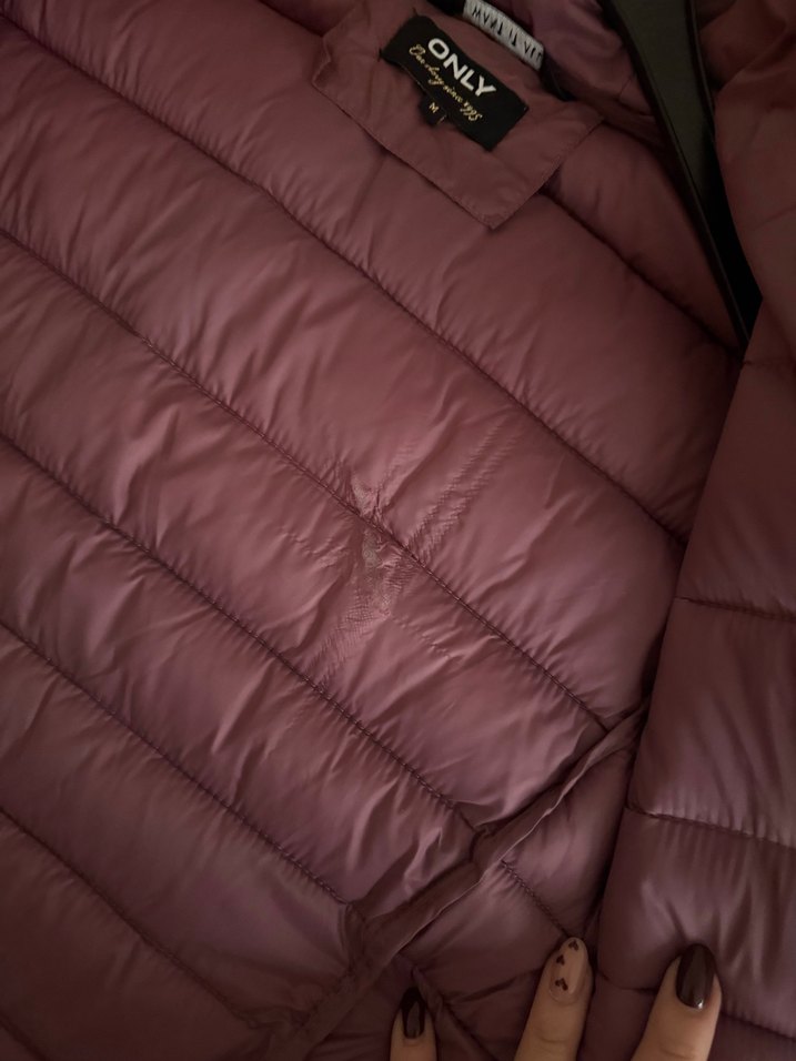 Mor Kapüşonlu Fermuarlı Kadın Mont - Görsel 3