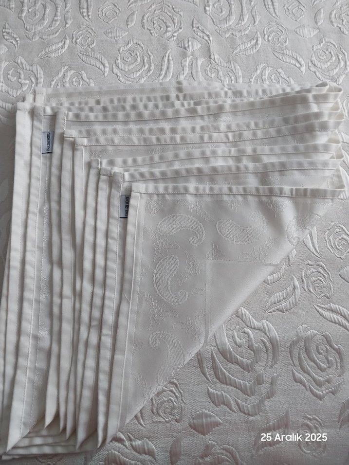 English Home Kırık Beyaz Servis Peçetesi - Görsel 2