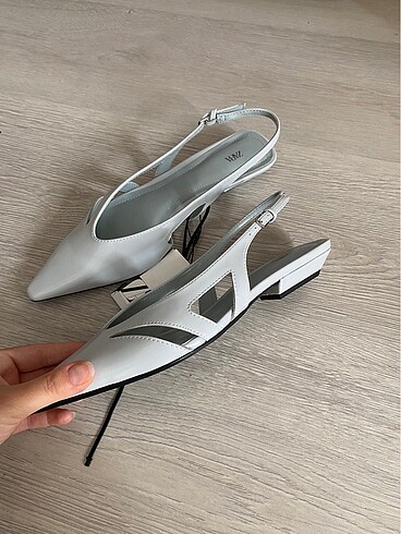 Zara sivri burunlu arkası açık babet - Görsel 5