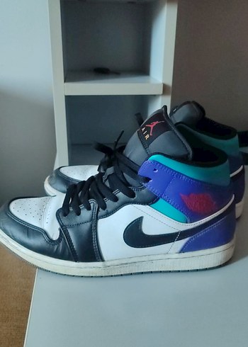 Nike Air Jordan 1 Mid SS24 Erkek Spor Ayakkabı 44,5