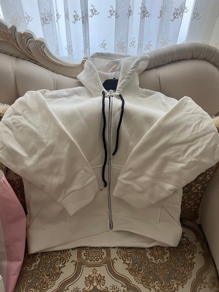 Kadın Beyaz Fermuarlı Sweatshirt - Görsel 4