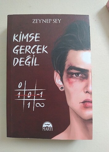 Kimse gerçek değil - 00.00 biri sizi düşünüyor