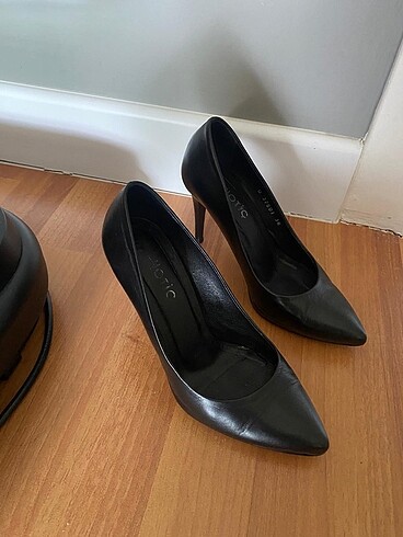 36 Beden Hotiç deri stiletto