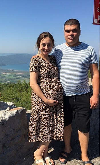 m Beden Diz altı elbise