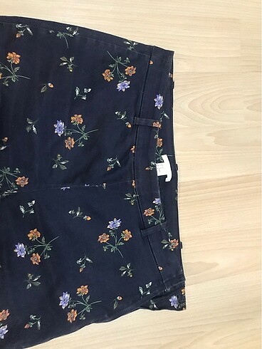 H&M Çiçekli Pantalon