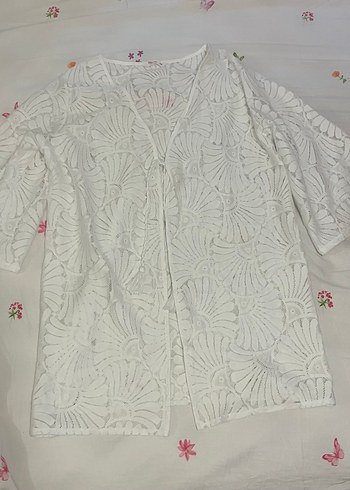 Dantel İşlemeli Uzun Beyaz Plaj Giyim - Görsel 3