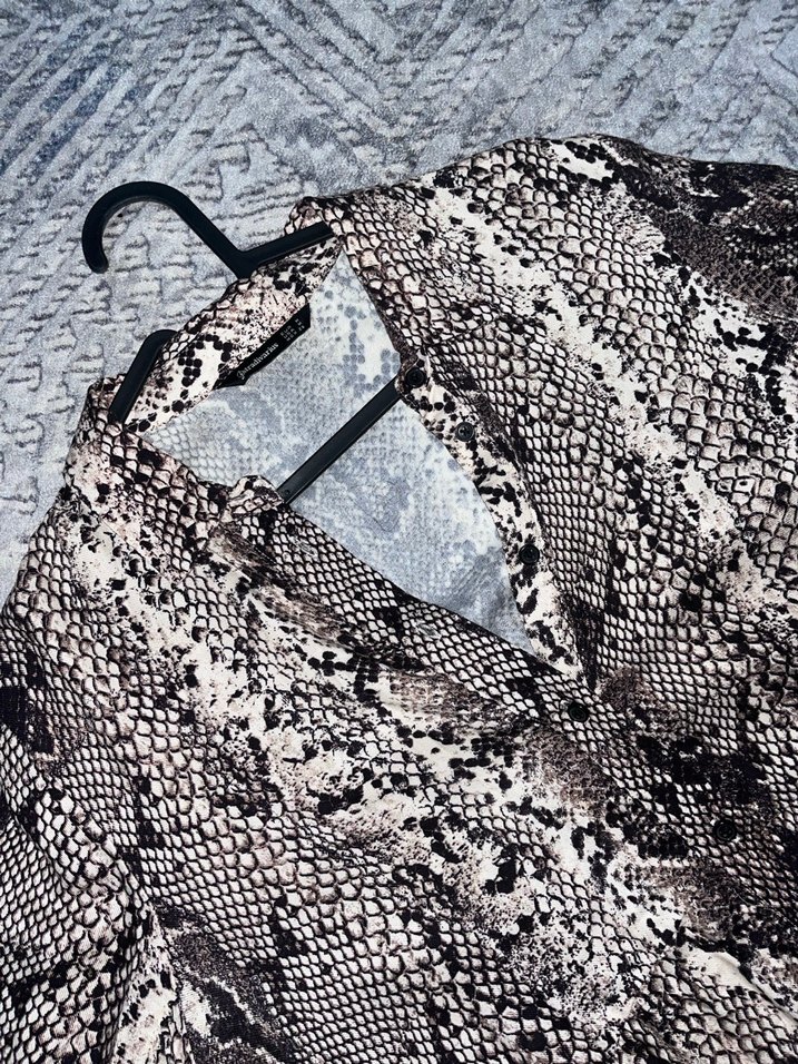 Gri Yılan Desenli Midi Mini Elbise - Görsel 4