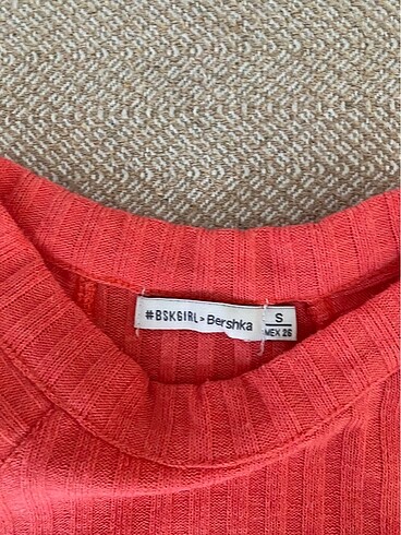 Bershka Kolsuz üst