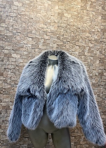 Çift Taraflı Mini Kürklü Kadın Ceket - Görsel 4