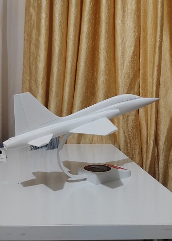 Beyaz Model Uçak Maketi