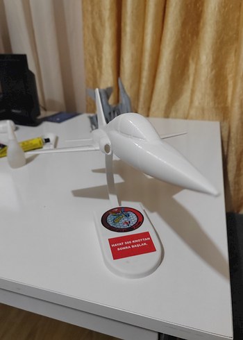 Beden Beyaz Model Uçak Maketi
