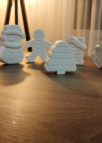 Beyaz Ahşap Oyuncak Figürler - Görsel 2