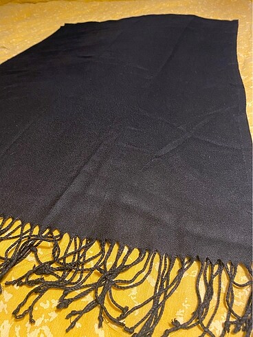 Armine Paşmina Siyah Şal