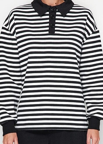 Siyah Çizgili Polo Yaka İçi Polarlı Oversize Sweatshirt