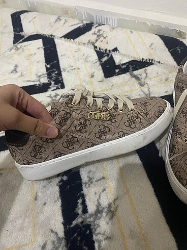36 Beden kahverengi Renk Guess ayakkabı