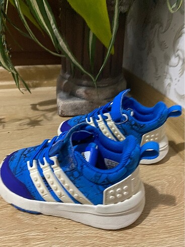 22 Beden mavi Renk Adidas Lego Serisi