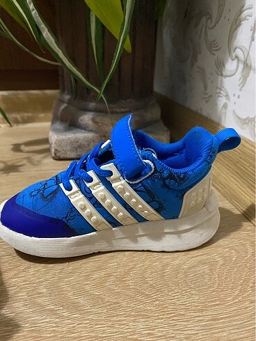 22 Beden Adidas Lego Serisi