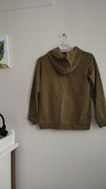 LC Waikiki LCW 9 10 YAŞ ERKEK ÇOCUK KANGURU İNCE SWEATSHİRT