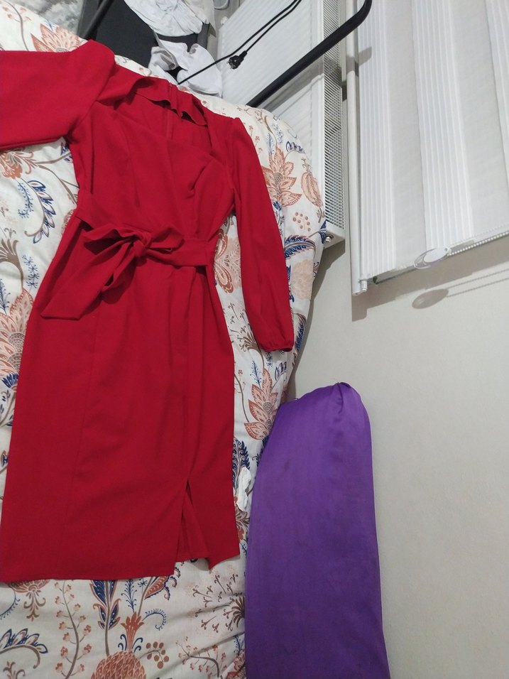 Kırmızı Uzun U Yaka Kadın Elbise - Görsel 5