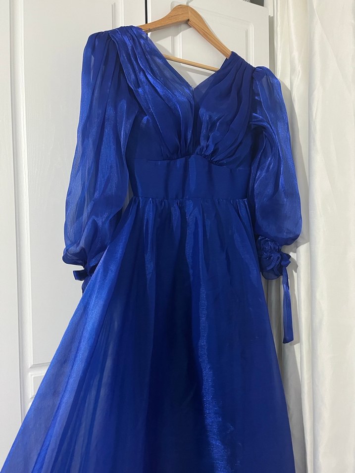 Uzun Lacivert V Yakalı Kadın Elbisesi - Görsel 2