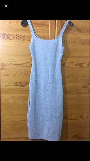 Zara askılı elbise