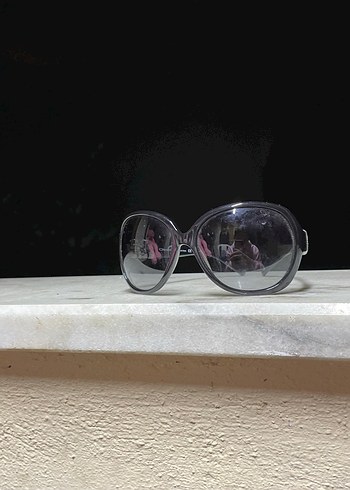 Klasik Gri Tokalı Kadın Gözlüğü - Görsel 4