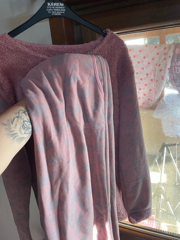 Pembe uzun kollu peluş pijama takımı - Görsel 4