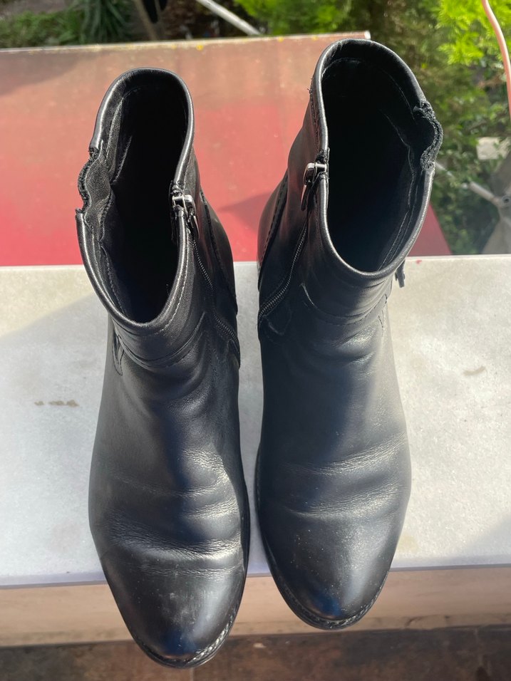 Tokalı Siyah Deri Biker Kadın Bot - Görsel 2