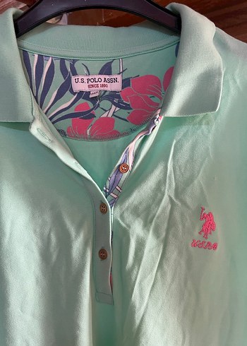 Yeşil Düğmeli Kısa Kollu Kadın tişört - Görsel 4