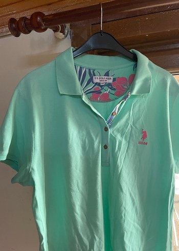 Yeşil Düğmeli Kısa Kollu Kadın tişört - Görsel 3