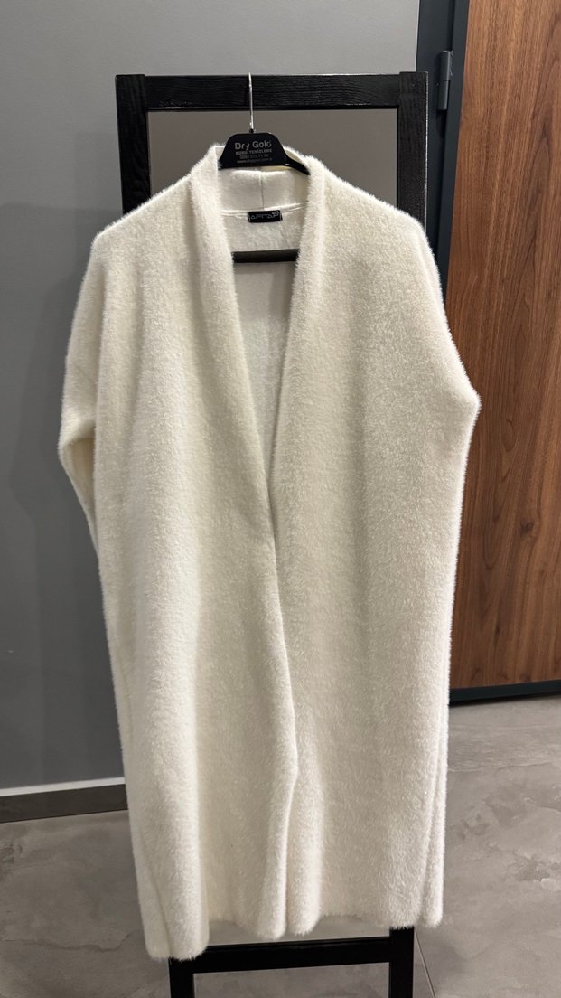 Uzun Kollu Beyaz Örgü Kadın Hırka - Görsel 2