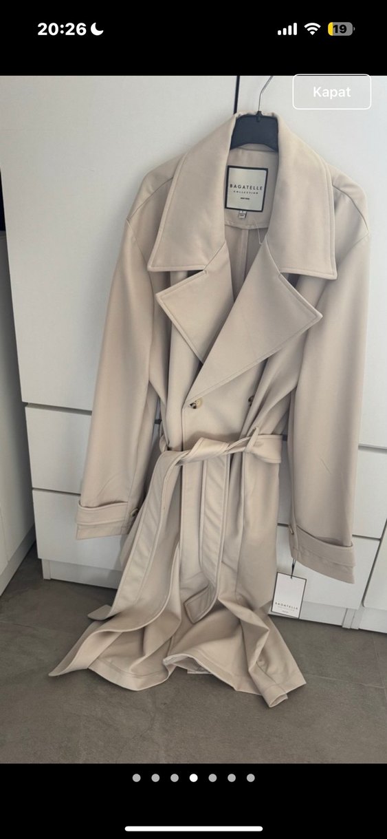 Bej Uzun Kadın Trençkot - Kemerli, Regular Fit - Görsel 4
