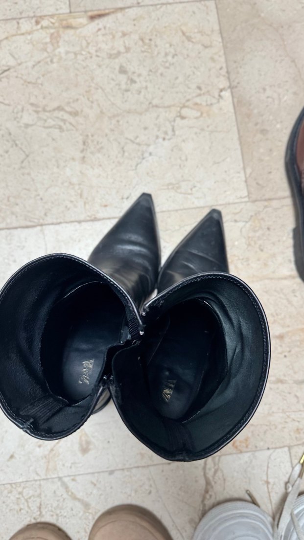 Siyah Deri  Topuklu Kadın Bot - Görsel 5