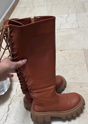 Dizüstü Kahverengi Deri Stiletto Çizme - Görsel 4