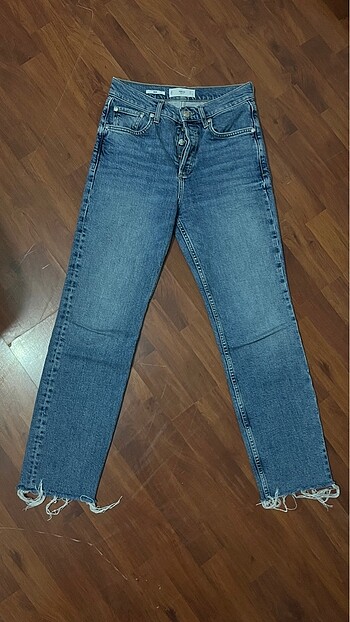 Mango jean