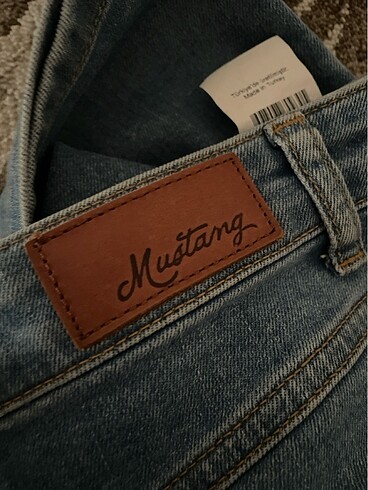 m Beden Mustang jeans etek mini