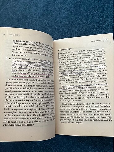  Felsefeye giriş kitabı