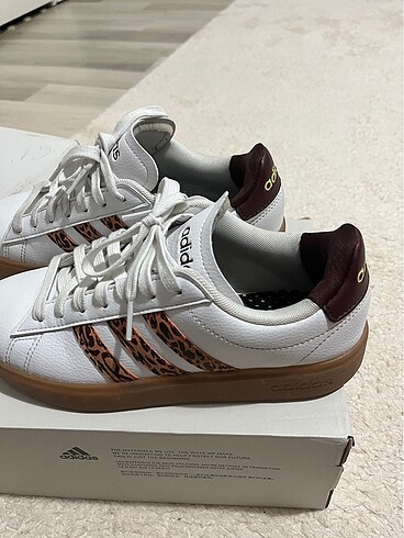 Adidas Spor ayakkabı