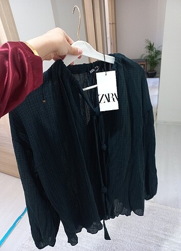 Zara Zara dokulu top