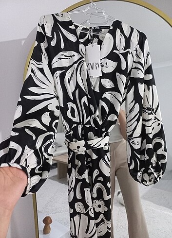 m Beden siyah Renk Zara desenli tulum