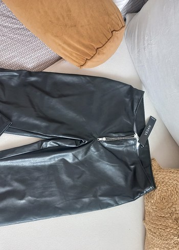 Kadın Siyah Deri Pantolon - Görsel 3