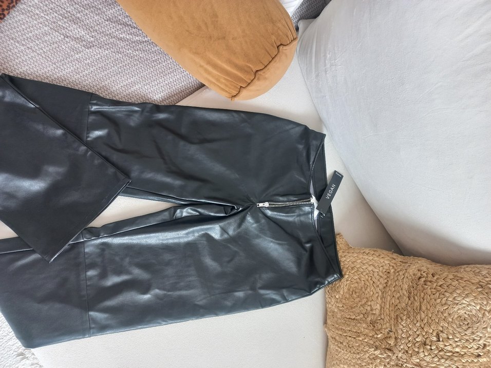 Kadın Siyah Deri Pantolon - Görsel 3