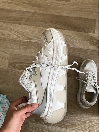 BERSHKA sadece 2 kere kullanılmış ayakkabı