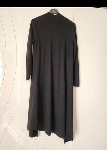 Uzun Siyah Kadın Kaban, Dökümlü, Gevşek Kesim - Görsel 2