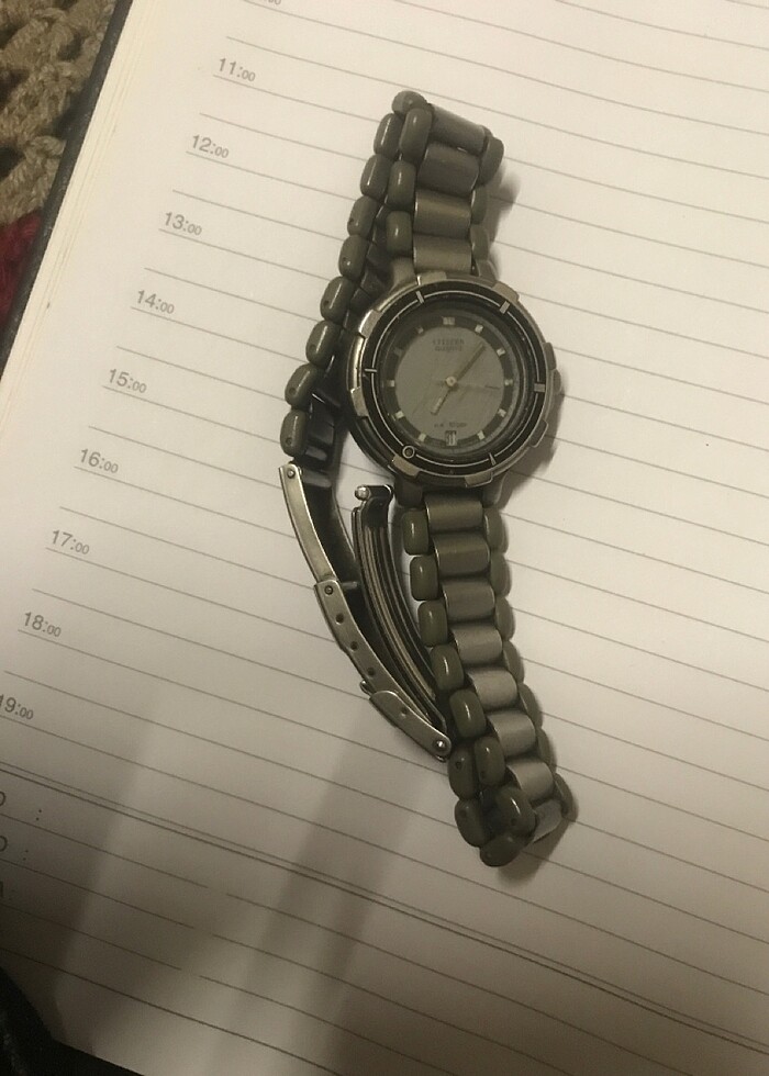 CITIZEN pilli titanyum kasali ve kordonlu pilli bayan saati - Görsel 5