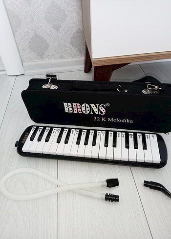 Brons 32 Tuşlu Melodika Siyah