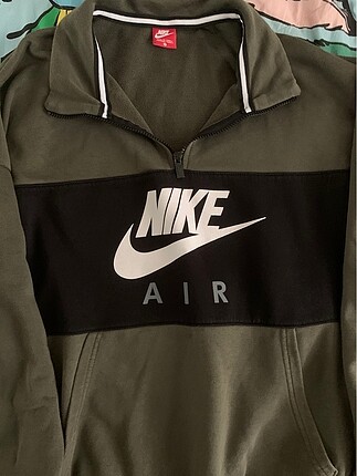 Nike sweatshirt